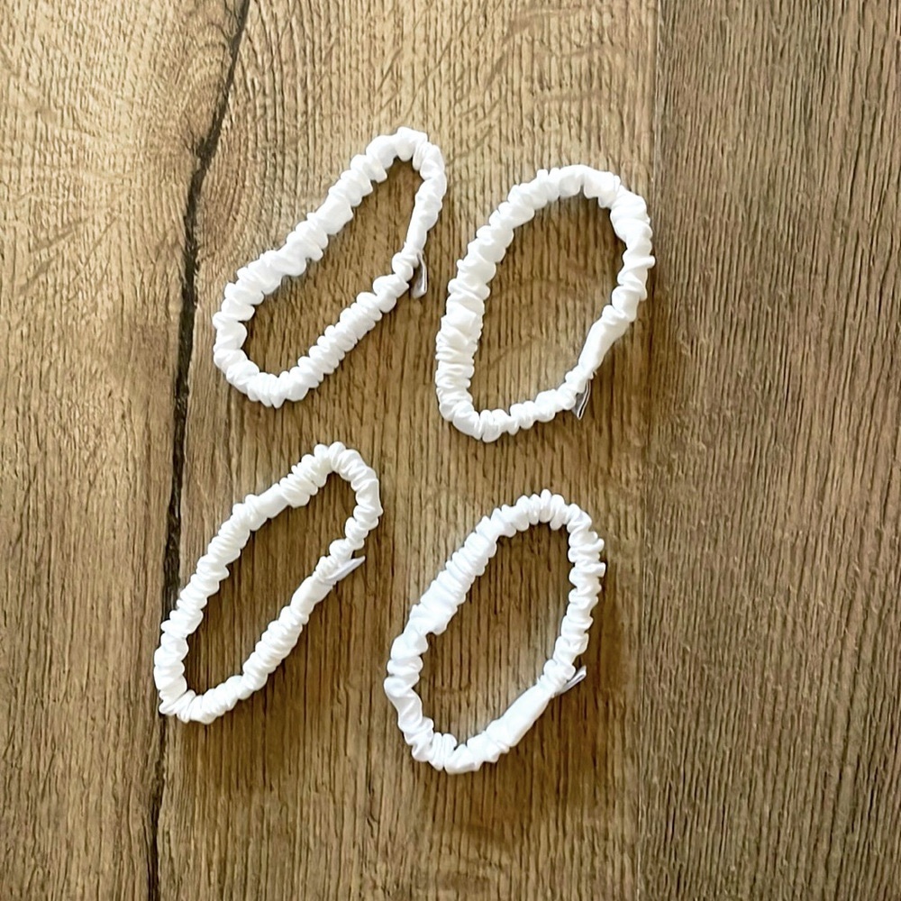 Lululemon hair ties (set of 4)